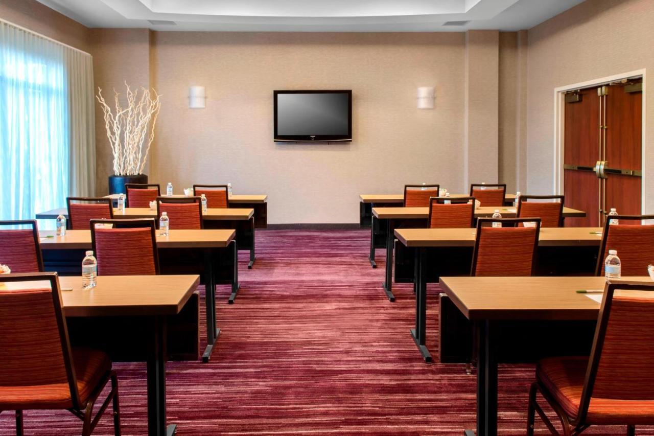 Courtyard By Marriott Newark Elizabeth Hotel Екстериор снимка