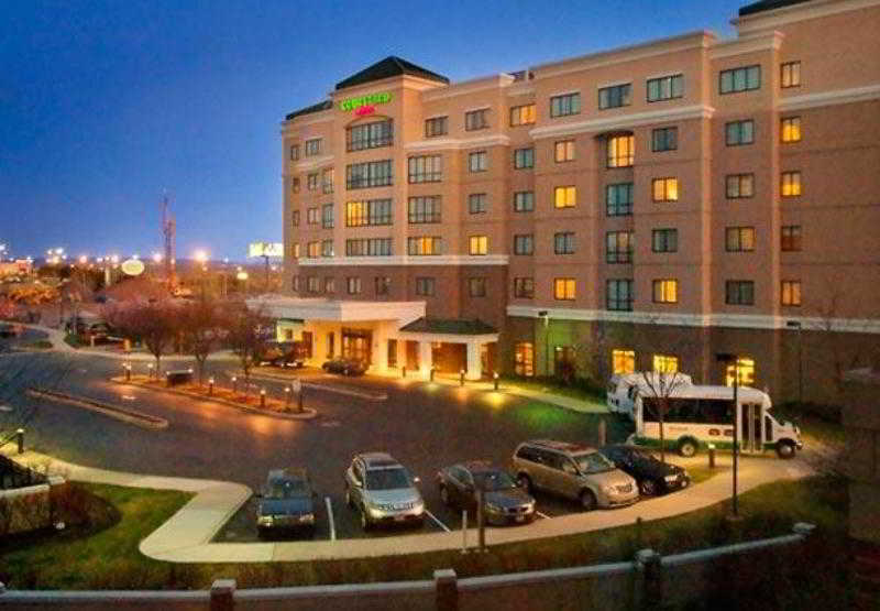 Courtyard By Marriott Newark Elizabeth Hotel Екстериор снимка